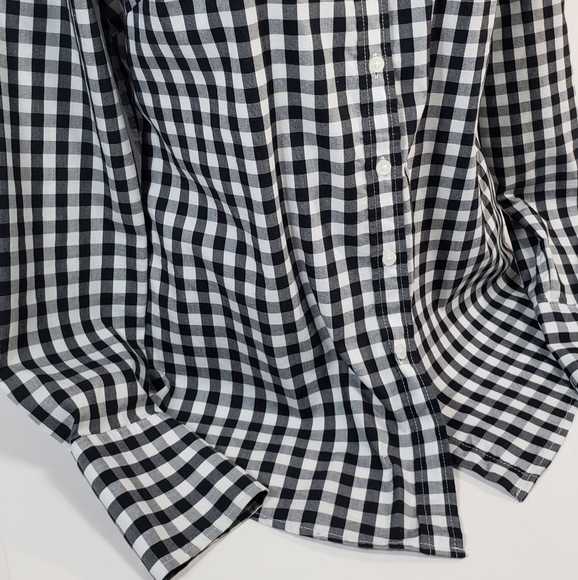Banana Republic Black & White Plaid Fitted Blouse - Picture 3 of 7